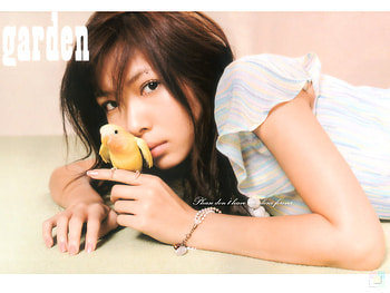 cute,pretty,actress,Kawashima Makiyo,with bird, kawashima makiyo, pretty, with bird, cute, actress HD wallpaper