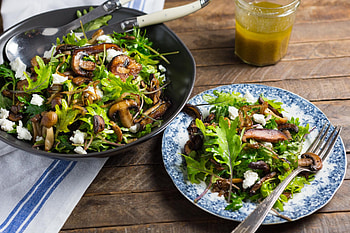 Delicious mushrooms, Golden brown, Thanksgiving dish, Kale and mushroom salad HD wallpaper