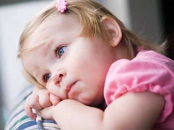 sad bebe, thinking, missyou, mijo, inlove HD wallpaper