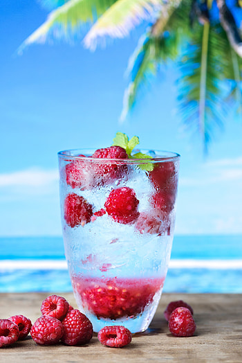 Water, Food, Ice, Summer, Raspberry, Drops, Drink, Beverage HD phone wallpaper