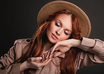 Dreamer, dreaming, cowgirls, redheads, hats HD wallpaper