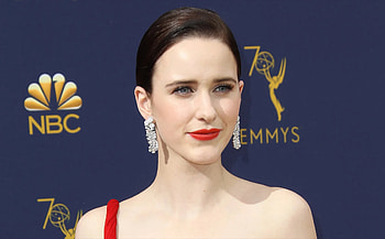 Rachel Brosnahan, Dating history, Current boyfriend, Celebrity relationships HD wallpaper