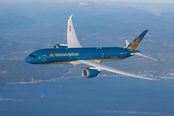 Vietnam Airlines, Codeshare expansion, Delta partnership, Vietnamese news HD wallpaper