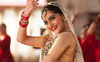Sonam Kapoor 5, sonam-kapoor, indian-celebrities, girls, desi-girls HD wallpaper