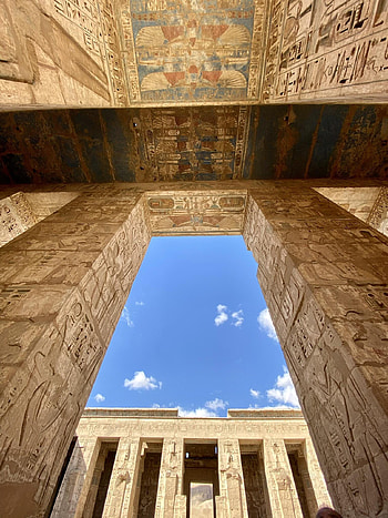 Halal pork969, Reddit discussions, Cultural sensitivities, Luxor travels HD phone wallpaper