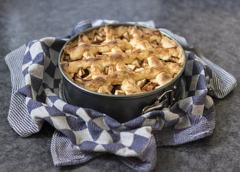 Food, Form, Bakery Products, Baking, Towel, Apple Pie HD wallpaper