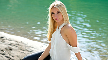 Girl Lake , girls, model HD wallpaper