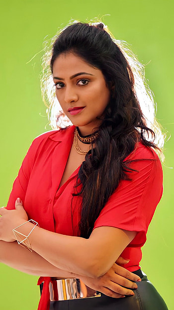 Haripriya, kannada actress HD phone wallpaper