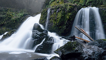 Long exposure of falls near Mount Rainier, rocks, usa, washington, river, trees, cascades HD wallpaper