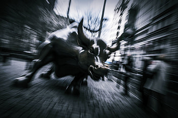Charging Bull (Wall Street Bull) Art HD wallpaper