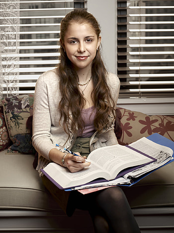 The Good Wife S2, Makenzie Vega, TV series, DVDBash HD phone wallpaper