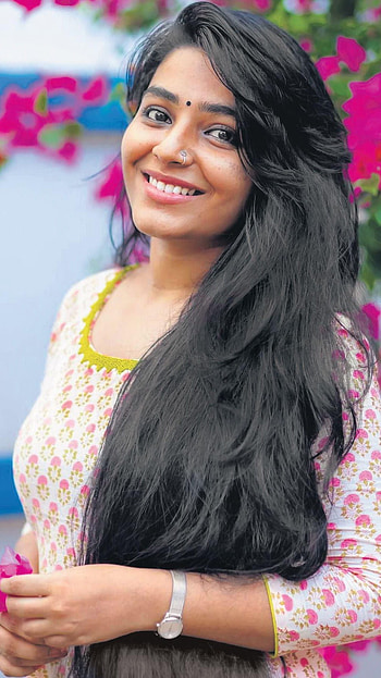Rajisha Vijayan, karnan, mallu actress HD phone wallpaper