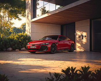 Luxury Electric Car Audi e-tron GT quattro 2025, car, Audi, Audi E-Tron GT Quattro, electric car, red car HD wallpaper