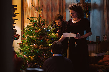 All of Us Are Strangers Movie Christmas Scene, movie, All of Us Strangers HD wallpaper