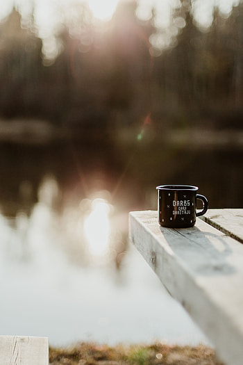 Lake, Glare, Pier, Miscellanea, Miscellaneous, Cup, Blur, Smooth, Sunlight, Mug HD phone wallpaper