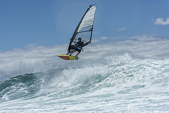 Surfers' blog on windsurfing, Community insights, Latest trends, Surfing enthusiasts HD wallpaper