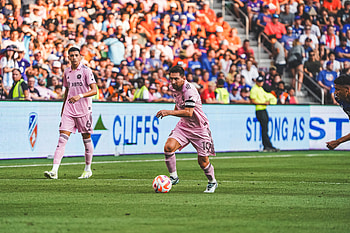 Lionel Messi Inter Miami CF Action Shot - Football, Lionel Messi, Inter Miami CF, Sports HD wallpaper