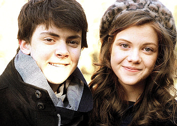 Georgie Henley, Hot Bikini, , Shahi Star HD wallpaper