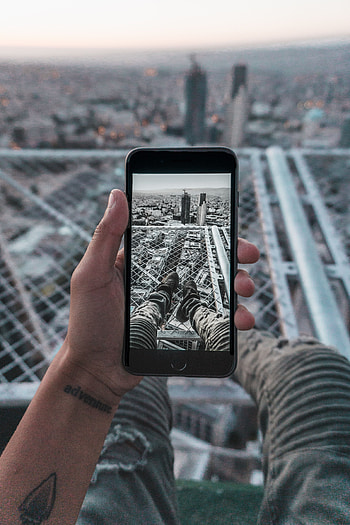 City, View From Above, Hand, Miscellanea, Miscellaneous, Roof, Tele HD phone wallpaper