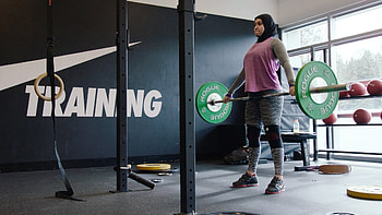 Meet the Emirati Weightlifter Vying For a Spot on The UAE Olympic Team | POPSUGAR Fitness Middle East HD wallpaper