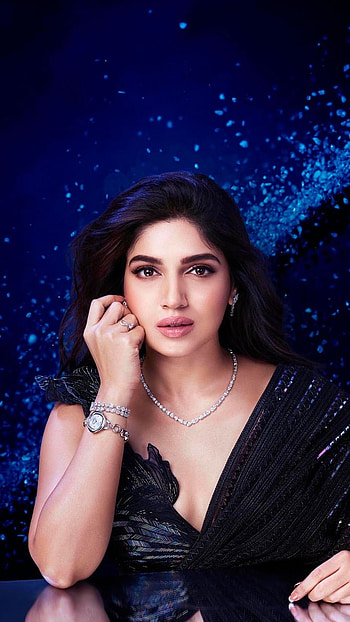 Bhumi Pednekar, Bollywood Actress HD phone wallpaper