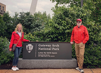 Gateway Arch National Park, Nature escape, Outdoor adventure, Matt and Karen HD wallpaper