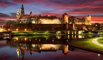 Wawel Royal Castle, Krakow, Vistula river, Polish reflection HD wallpaper