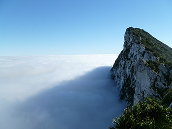 Cloudy day, Rock of Gibraltar, Top of the rock, View HD wallpaper
