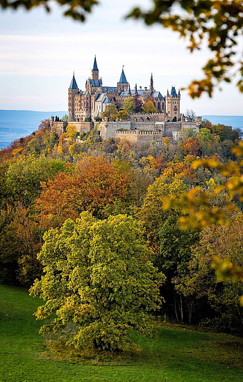 Mobile , Hohenzollern Castle, Captivating backgrounds, Mobile, Tablet HD phone wallpaper