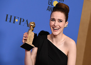 Rachel Brosnahan, Golden Globe, Lack of shelf space, Architectural Digest HD wallpaper