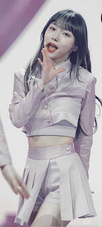 Kep1er K-pop , Visual masterpiece, Idol aura, Artistic design HD phone wallpaper