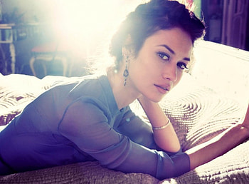 *, short hair, earing, look, beauty HD wallpaper