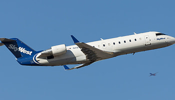SkyWest Airlines, CRJ 100ER aircraft, Lorenzo Varin's , SkyWest's fleet HD wallpaper