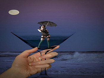Sexy Women's Cup, blue, glamour, umbrella, moments, graphy, cute, femininity, digital art, wonderful, beauty, charm, lady, abstract, moon, happiness, amazing, hadacarolina, sexy, sea, cup, hand, life, world, women, lovely HD wallpaper