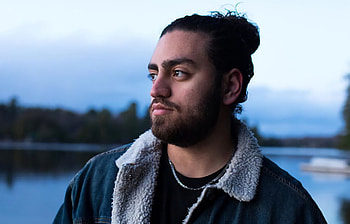 Ali Gatie, Musician, Soulful melodies, Captivating vocals HD wallpaper