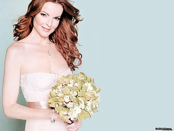 Marcia Cross, bouquet, smile, red hair, bride, actress, female HD wallpaper
