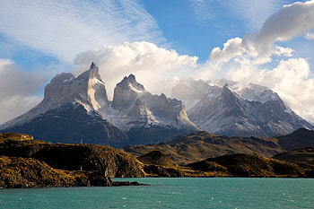 Torres del Paine National Park, Breathtaking , Patagonian wonder, Chile HD wallpaper