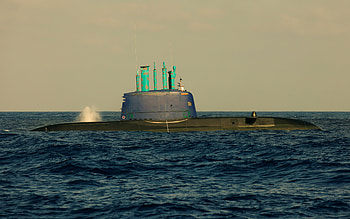 INS Tanin, Israeli submarine, Israeli Navy, submarine at sea, Dolphin 2-class submarine, Israel HD wallpaper