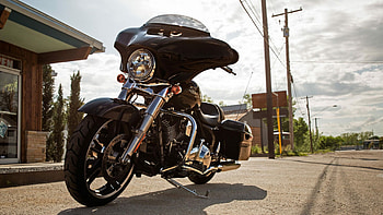 Harley-Davidson Street Glide, Classic cruiser, Highway king, Endless possibilities HD wallpaper