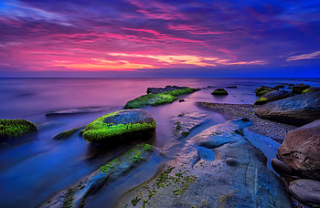 Sea rocks at sunrise, blue, Blavk sea, sea, coast, magnificent, beautiful, rocks, sunrise, stones, purple, reflection, Bulgaria, view, amazing HD wallpaper
