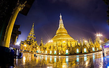 Shwedagon Pagoda, Background , Serene ambiance, Sacred site HD wallpaper