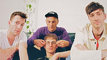 Glass Animals, Live concert experience, Electrifying performance, Musical journey HD wallpaper