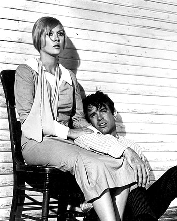 Arthur Penn's film, Bonnie and Clyde review, Crime drama, Iconic cinematography HD phone wallpaper