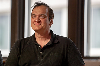 Quentin Tarantino, Pulp Fiction NFTs, Legal controversy, Unconventional releases HD wallpaper