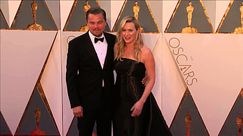 Kate Winslet and Leonardo DiCaprio on Red Carpet - Oscars 2016 (Part 1) - YouTube HD wallpaper