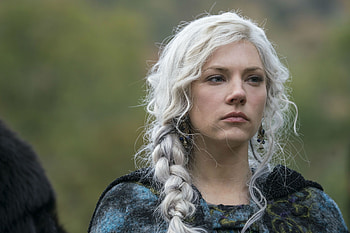 Katheryn Winnick movies, Leaving Vikings, Lagertha dead, News HD wallpaper