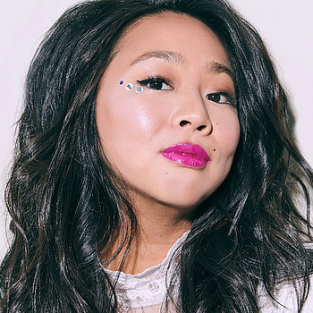 Stephanie Hsu, Zany magic power HD phone wallpaper