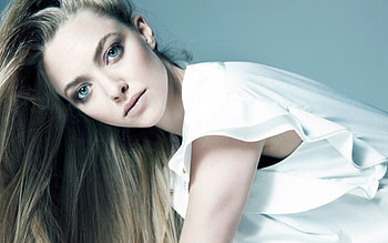 Amanda Seyfried, , Posted by Ethan HD wallpaper