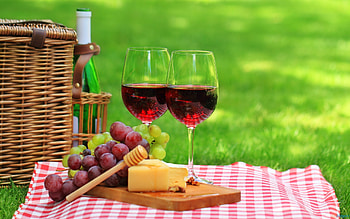 Wine glasses, Grapes, Wicker picnic basket, Food HD wallpaper