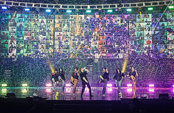 Concert, BTS headline, Big hits, Year-end concert HD wallpaper